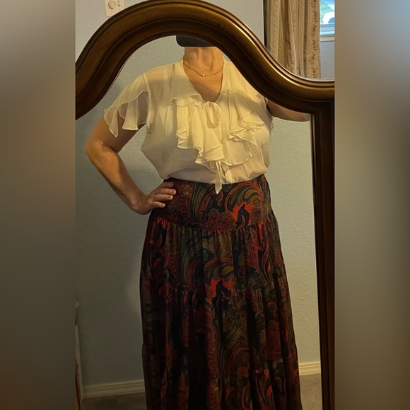 NWT. 100 % Silk. Women’s Blouse by Ralph Lauren. Size L. - Picture 1 of 9